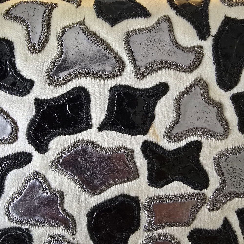 Valentino Garavani Vintage Night Leather Patched and Suede Purse / Clutch - Picture 11 of 11